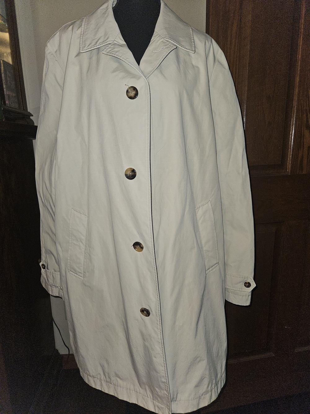 Brooks Brothers Cream Single-Breasted Trench Coat